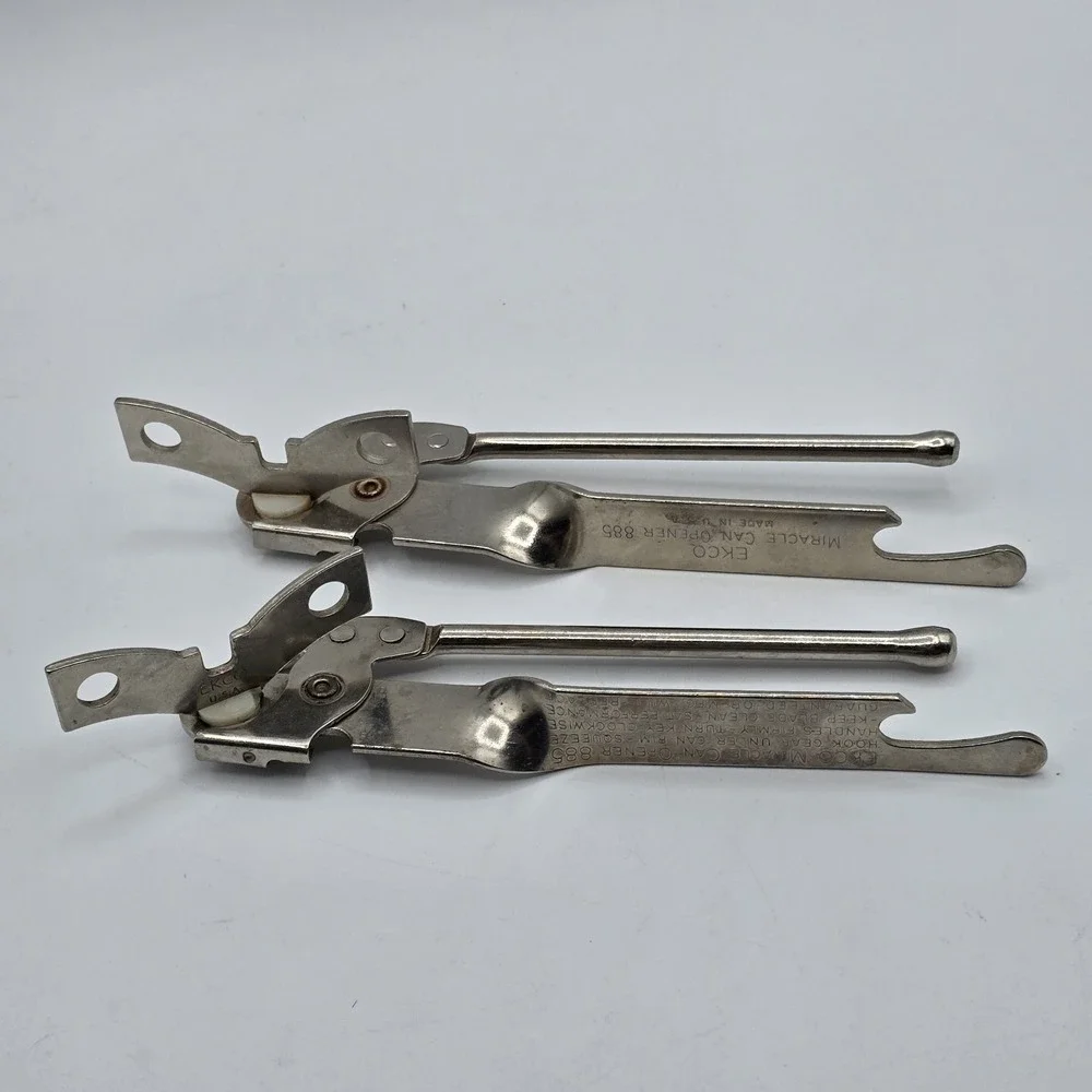 2 Vintage Ekco Miracle Can Openers 885 Metal Hand Held Mouse Ear USA